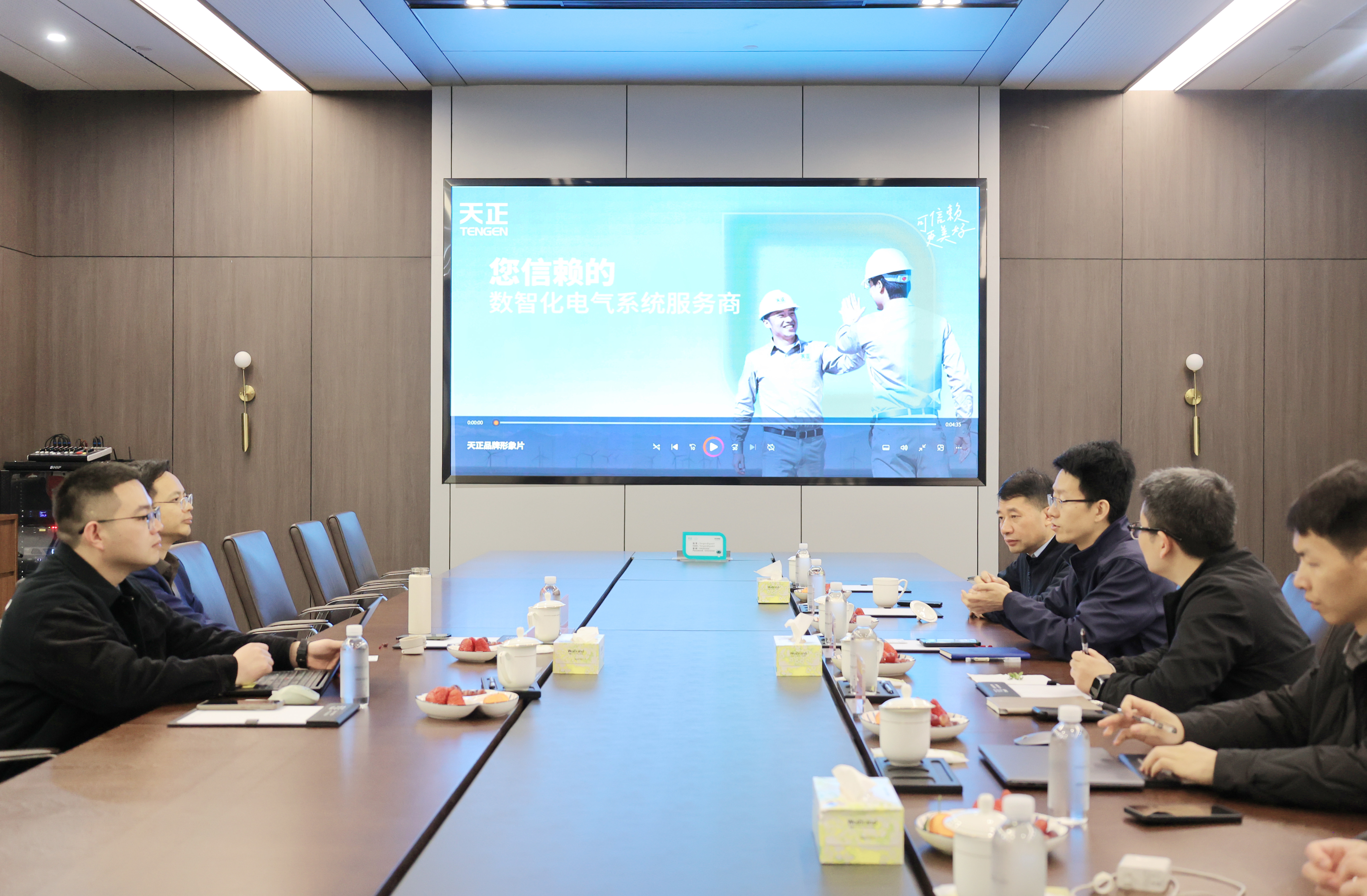 EG9A9131.png EG9A9131.png